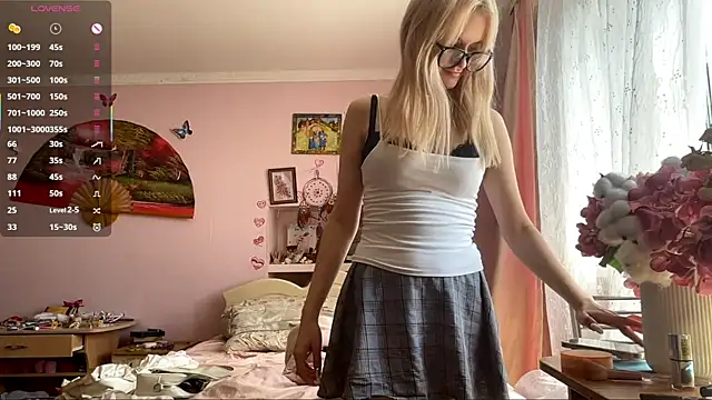 MelissaZaria online show from July 7, 2026, 9:02 am
