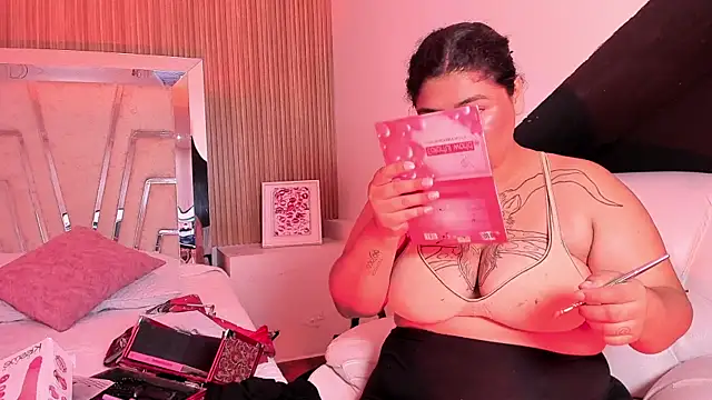 Snapshot of DarkReed chatting on February 28, 2026, 7:52 am DarkReed online show from February 28, 2026, 7:52 am