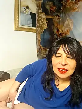 Snapshot of MadamBell chatting on March 6, 2026, 4:46 pm MadamBell online show from March 6, 2026, 4:46 pm