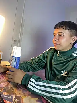 Snapshot of Jhony_rayder chatting on February 25, 2026, 1:17 am Jhony rayder online show from February 25, 2026, 1:17 am