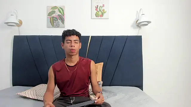 alexx cum18 online show from June 12, 2026, 5:54 pm