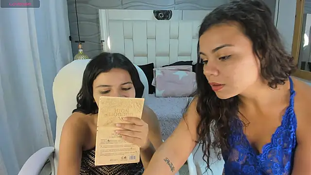 Snapshot of Veyra_sereny chatting on February 24, 2026, 10:54 pm Veyra sereny online show from February 24, 2026, 10:54 pm