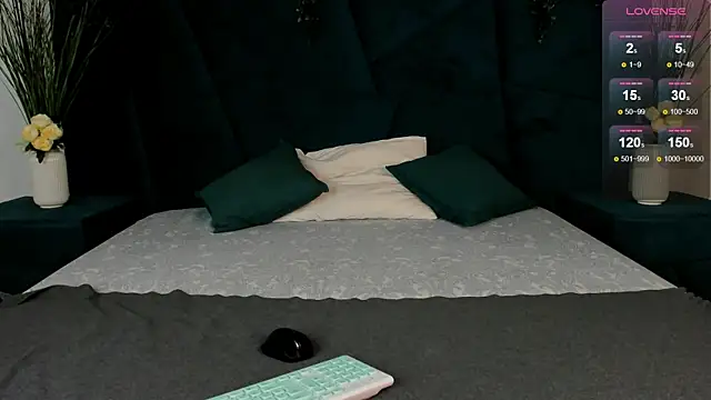 Snapshot of Erick_Wilson chatting on November 18, 2025, 7:33 am Erick Wilson online show from November 18, 2025, 7:33 am