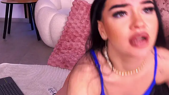 SashaLorrenz online show from March 24, 2026, 5:18 am