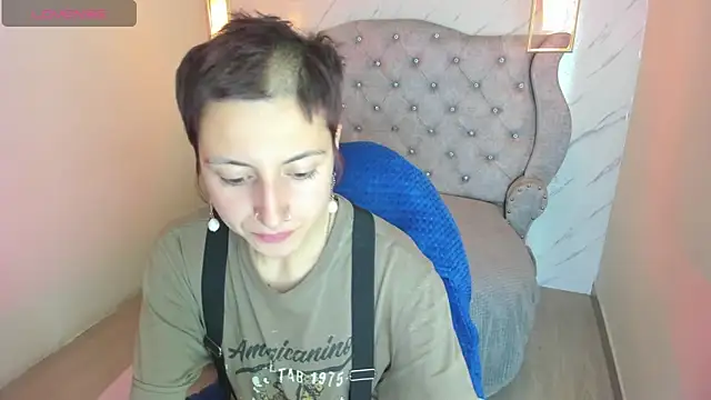 Snapshot of Fieramadame chatting on February 18, 2026, 1:29 pm Fieramadame online show from February 18, 2026, 1:29 pm