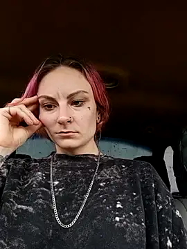 issyamazin online show from March 27, 2026, 7:37 pm