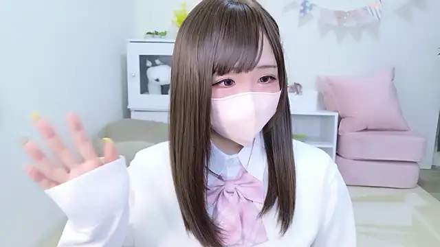 sumire 3 online show from March 23, 2026, 3:34 pm