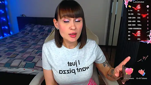 Mel Lovell  online show from March 17, 2026, 12:02 am