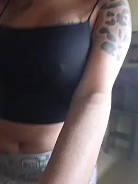 Snapshot of VelvetVixen_735 chatting on March 2, 2026, 11:39 am VelvetVixen 735 online show from March 2, 2026, 11:39 am