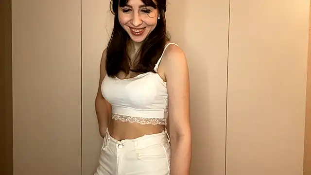 Snapshot of LudieWestre chatting on February 22, 2026, 5:03 pm LudieWestre online show from February 22, 2026, 5:03 pm