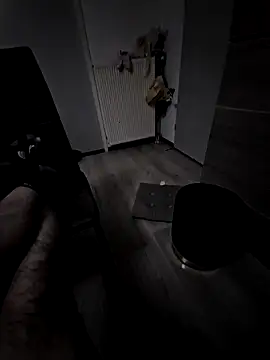 Snapshot of queenandkingpleasure chatting on February 22, 2026, 2:14 am queenandkingpleasure online show from February 22, 2026, 2:14 am