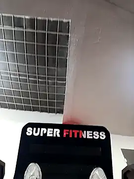 Snapshot of ValeriaVilla2 chatting on February 18, 2026, 1:14 am ValeriaVilla2 online show from February 18, 2026, 1:14 am