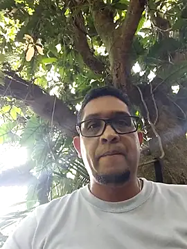 gordogruesa online show from June 25, 2026, 8:47 pm