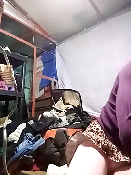 Snapshot of LACALIENTEDECHALCO chatting on February 25, 2026, 10:48 am LACALIENTEDECHALCO online show from February 25, 2026, 10:48 am