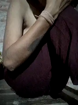 Horny Girl VIP online show from April 13, 2026, 3:38 pm