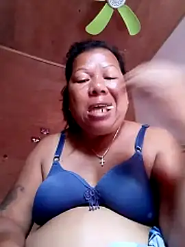 chubbysexy28 online show from February 27, 2026, 12:55 am