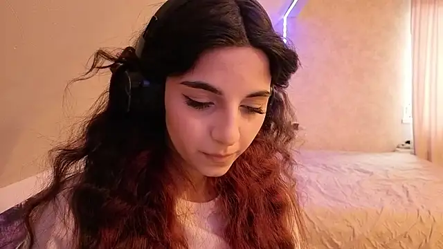 Snapshot of Blissmissataeses chatting on February 23, 2026, 11:00 am Blissmissataeses online show from February 23, 2026, 11:00 am