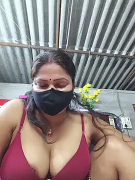 Snapshot of Kiya_6543 chatting on June 22, 2026, 6:16 pm Kiya 6543 online show from June 22, 2026, 6:16 pm