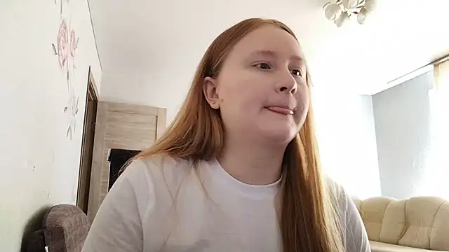 Snapshot of AnikaLipps chatting on July 15, 2026, 2:35 pm AnikaLipps online show from July 15, 2026, 2:35 pm