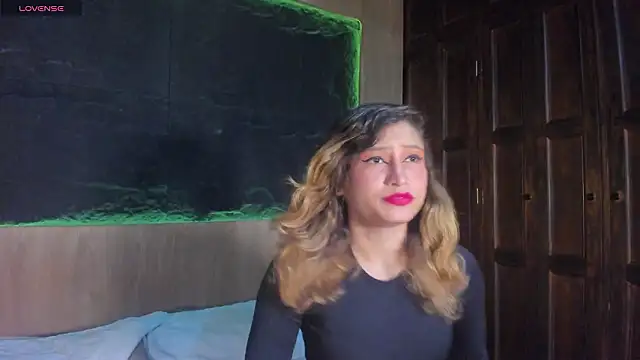 Annie lorin online show from February 21, 2026, 10:28 am