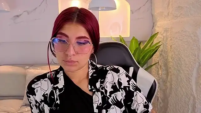 Snapshot of emily__tp chatting on February 24, 2026, 12:50 pm emily tp online show from February 24, 2026, 12:50 pm