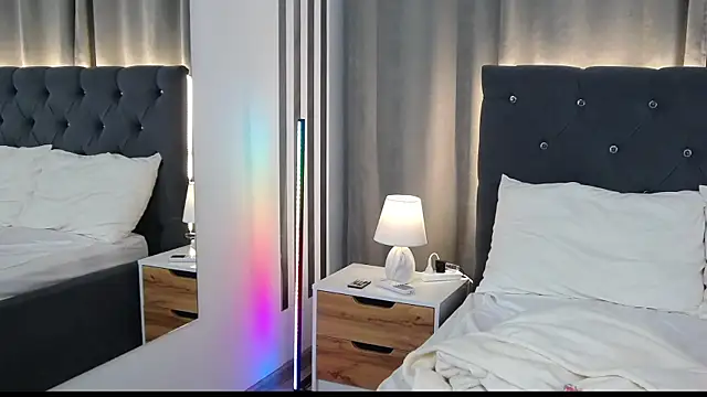 VikkyVonn online show from July 17, 2026, 10:56 am