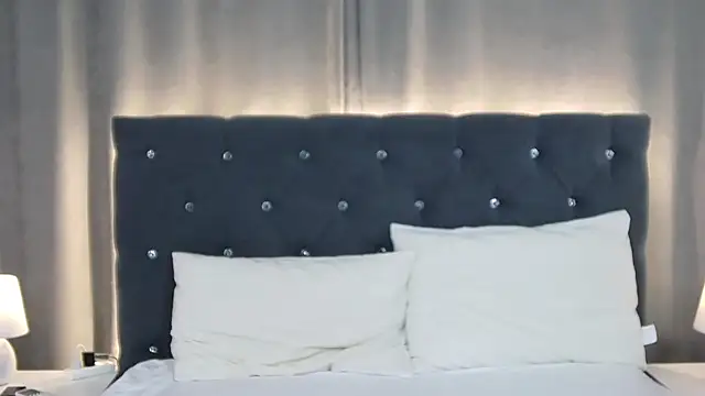 VikkyVonn online show from July 9, 2026, 10:59 am