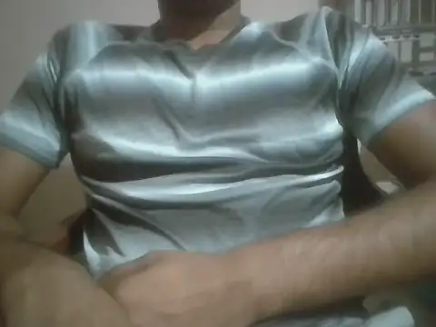 Snapshot of 0BANANABANANA0 chatting on February 17, 2026, 4:37 pm 0BANANABANANA0 online show from February 17, 2026, 4:37 pm