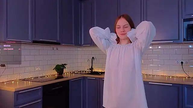 Crystal Diva online show from March 7, 2026, 5:47 am