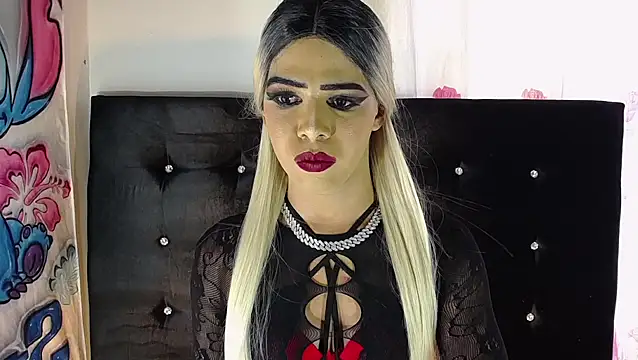 Snapshot of Kristal_Queen01 chatting on May 22, 2026, 5:55 pm Kristal Queen01 online show from May 22, 2026, 5:55 pm