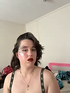 Snapshot of salem_in_the_woods chatting on February 27, 2026, 6:30 pm salem in the woods online show from February 27, 2026, 6:30 pm