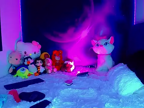 Snapshot of ThaliGirl21 chatting on February 13, 2026, 10:54 pm ThaliGirl21 online show from February 13, 2026, 10:54 pm