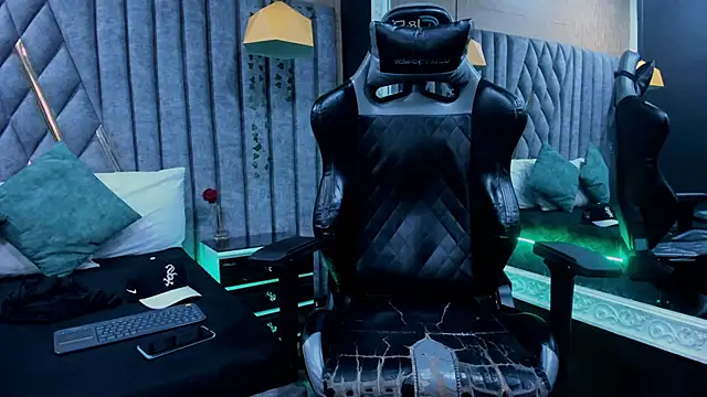 Snapshot of TylerGandi chatting on February 24, 2026, 7:59 pm TylerGandi online show from February 24, 2026, 7:59 pm