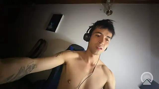 Snapshot of Rakhub chatting on February 14, 2026, 5:51 am Rakhub online show from February 14, 2026, 5:51 am