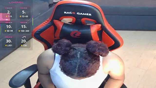 Snapshot of Helensex1 chatting on February 27, 2026, 11:48 pm Helensex1 online show from February 27, 2026, 11:48 pm