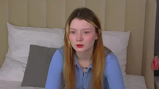 AlyssFrost online show from June 2, 2026, 2:44 am