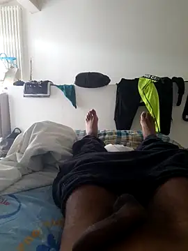 isuru lakshan online show from February 15, 2026, 2:49 pm