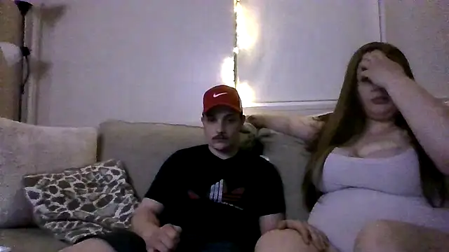 Snapshot of jhhh2026 chatting on April 7, 2026, 2:13 am jhhh2026 online show from April 7, 2026, 2:13 am