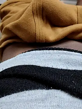 Sexyy 090 online show from February 25, 2026, 7:58 pm