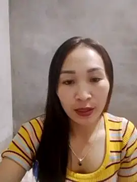 Snapshot of Thobaby112 chatting on February 20, 2026, 10:50 am Thobaby112 online show from February 20, 2026, 10:50 am