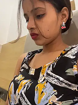 samayra1144 online show from May 29, 2026, 8:31 am
