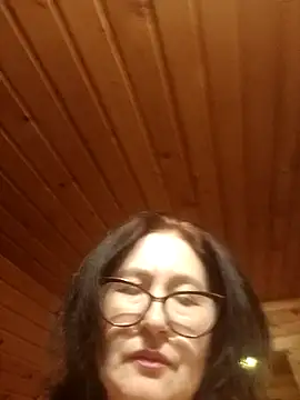 Snapshot of Vikimoon11211 chatting on February 17, 2026, 7:11 pm Vikimoon11211 online show from February 17, 2026, 7:11 pm