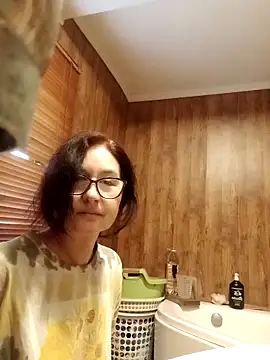 Snapshot of Vikimoon11211 chatting on February 14, 2026, 1:55 pm Vikimoon11211 online show from February 14, 2026, 1:55 pm