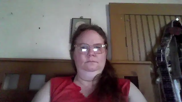 Snapshot of naughty_queen1 chatting on May 4, 2026, 11:13 am naughty queen1 online show from May 4, 2026, 11:13 am