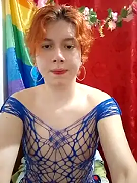 Snapshot of JULESFOX chatting on February 18, 2026, 12:19 am JULESFOX online show from February 18, 2026, 12:19 am