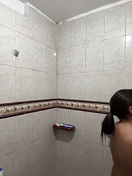 Snapshot of Luna_rousse26 chatting on February 18, 2026, 3:30 pm Luna rousse26 online show from February 18, 2026, 3:30 pm