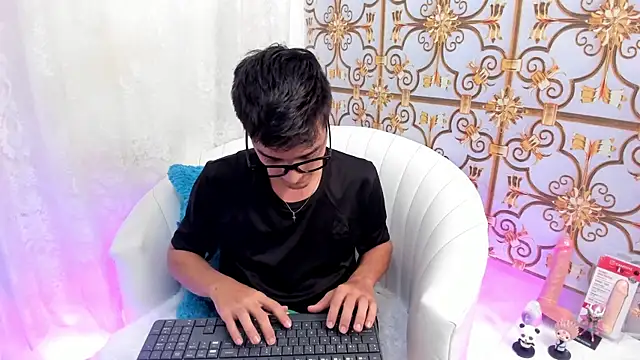 bad boy cum  online show from March 20, 2026, 9:43 am