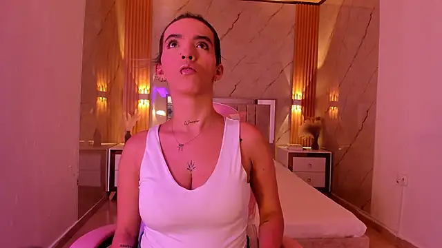 Snapshot of your_whore_Salome chatting on February 25, 2026, 6:19 pm your whore Salome online show from February 25, 2026, 6:19 pm