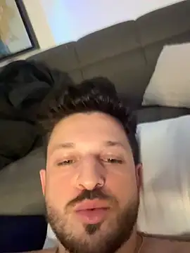 Snapshot of rafapradodxb chatting on February 17, 2026, 3:26 am rafapradodxb online show from February 17, 2026, 3:26 am