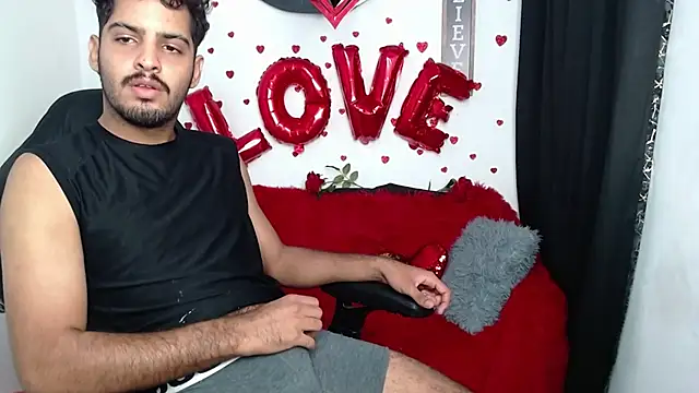 mister fox723 online show from February 20, 2026, 4:09 am